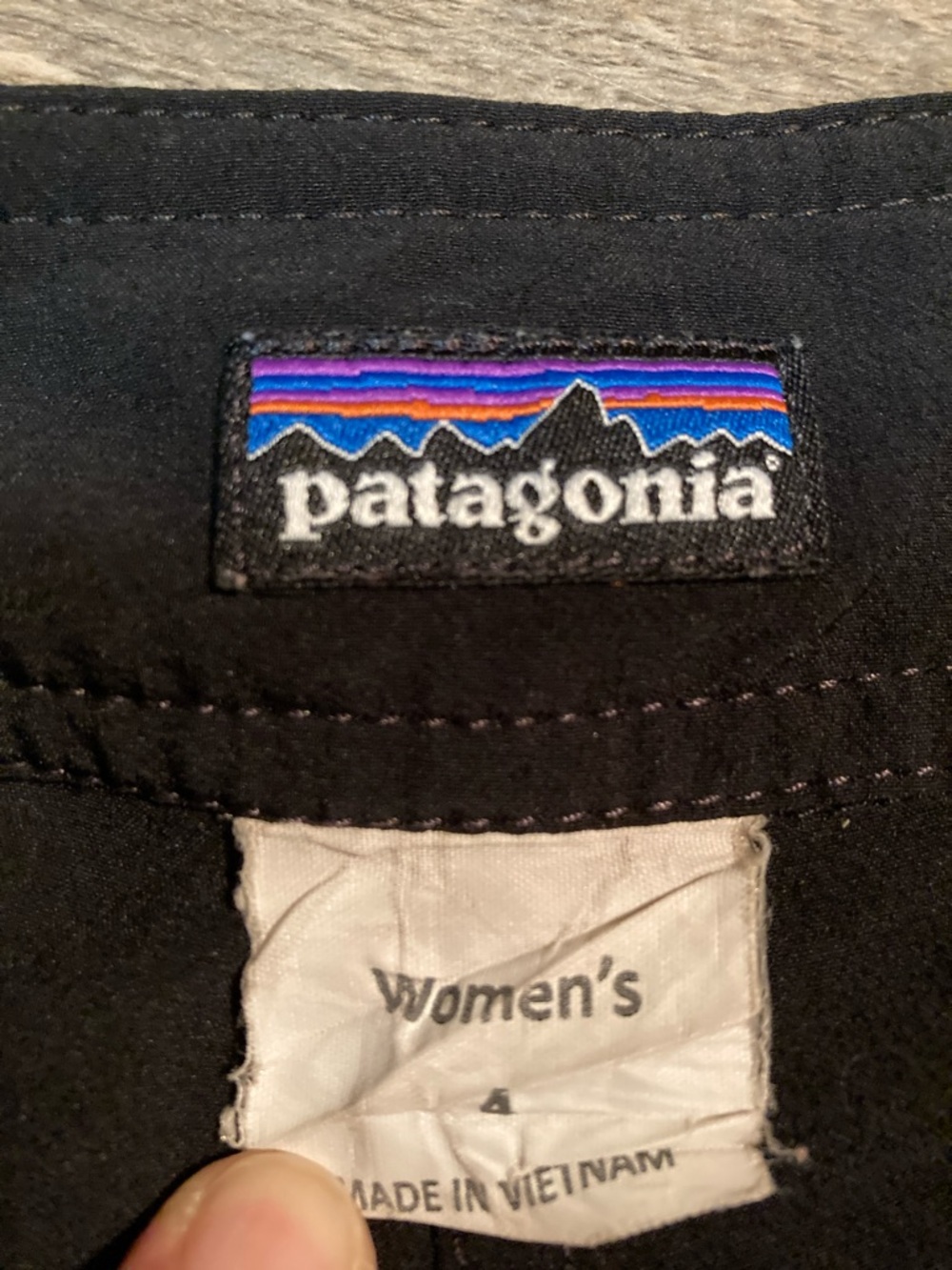Patagonia Board Shorts Black - Picture 3 of 4